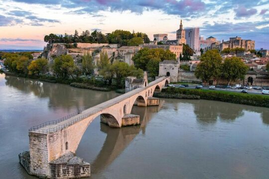 Churches of Provence & French Countryside Private Tour