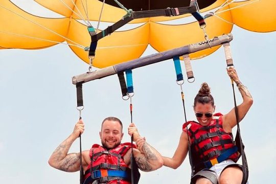 One Hour Parasailing Experience from Cala Millor