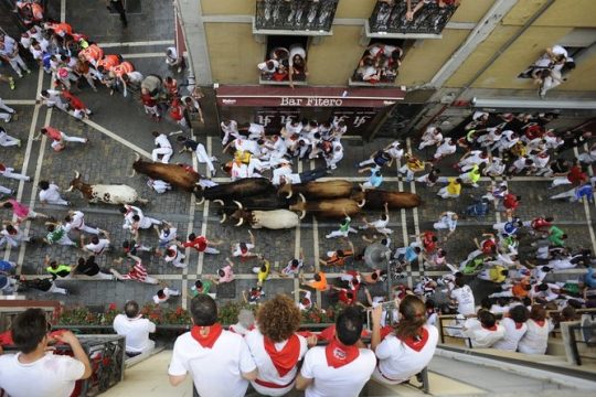 Private Pamplona SAN FERMIN & Bull Run Pick up from San Sebastian