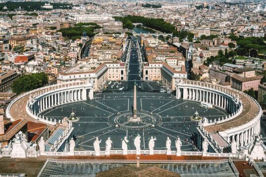 Discover Magnificent Vatican City: Self-Guided Audio Tour