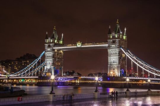 Private Tour: Tower Bridge Night Photography Tour