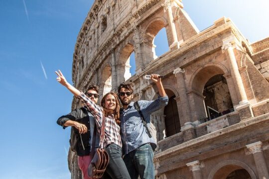 Colosseum tour with Archaeologist - skip the line