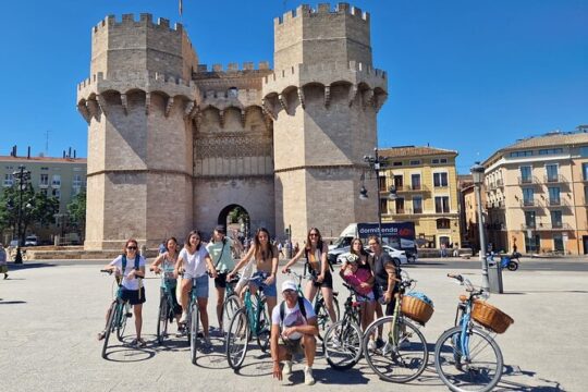 Fantastic Bike Tour of Valencia in English