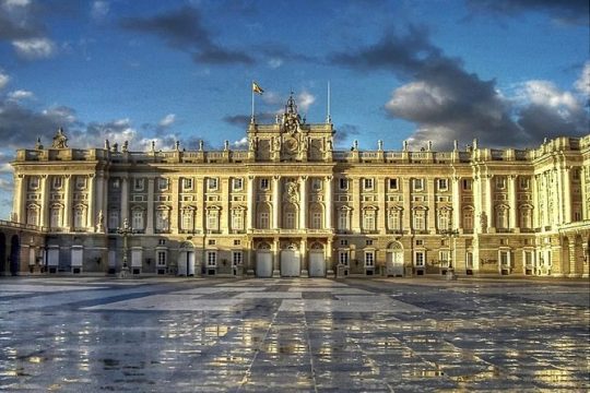 Madrid Highlights & Royal Palace Private Tour with Hotel pick up