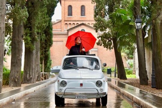 Private Tour&Photo in Fiat500 with a local pick-up included