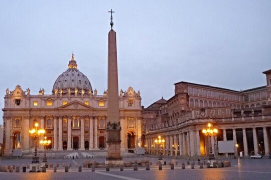 St. Peter's Basilica Dome & Underground Grottoes with guided Tour