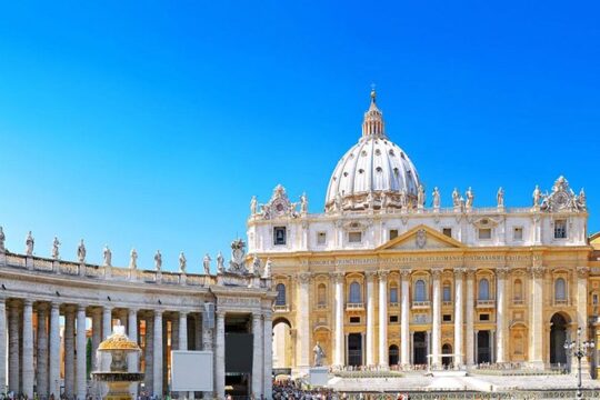Combo St. Peter Basilica and Vatican Museums Small Group Tour