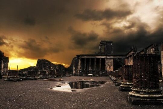 Day Trip from Rome: Pompeii and Herculaneum - private tour