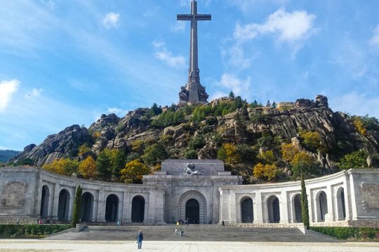 NEW!!! Private Tour Segovia, Escorial and Valley of the Fallen