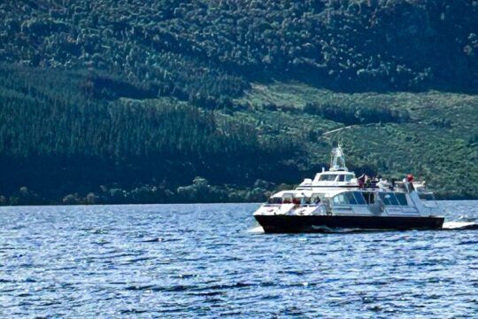 Cruise on Loch Lomond, Kelpies and Stirling Castle Private Tour