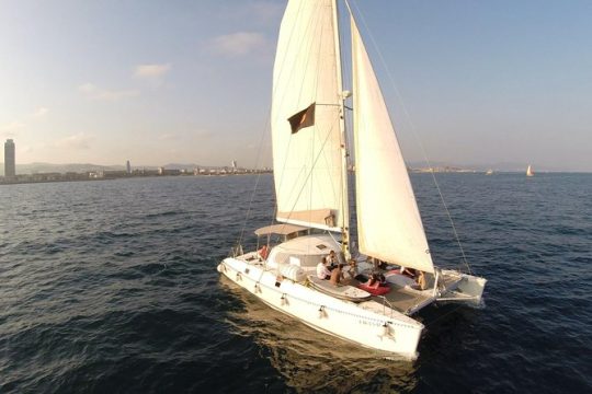 Catamaran Experience 24-28 passengers from Port Olimpic Barcelona