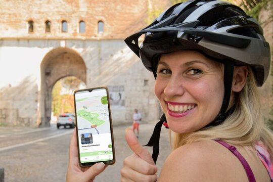 Rome: e-Bike Rental with Self-Guided Audio Tours
