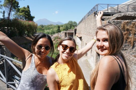 Pompeii, Positano & Amalfi Coast day trip from Rome or Naples