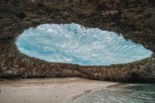 Puerto Vallarta: Marietas Islands with Open Bar and Food