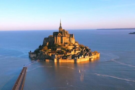 Private Tour to Mont St-Michel and Honfleur from Paris