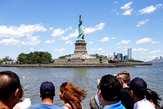 New York City 90-Minute Cruise: Lady Liberty, Bridges and Skyline