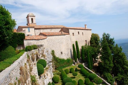 Wine tasting in Nice hills and medieval villages, private tour