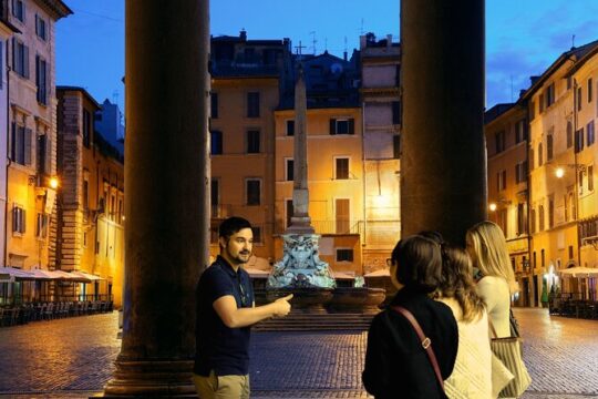 Rome: Pantheon, Navona and Trevi Fountain Private Tour by Night