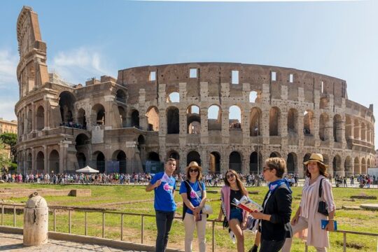 Private Tour to the Colosseum, Arena, Palatine Hill and Roman forum