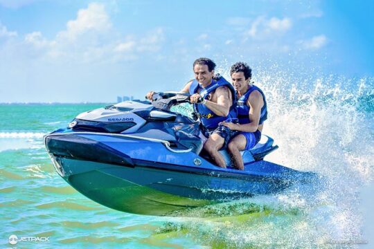 Waverunner experience in Cancun! Training, Equipment & Instructor