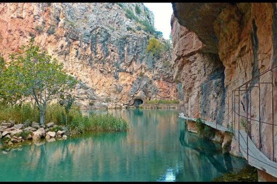 Full Day Tour to Chulilla and Hanging Bridges from Valencia