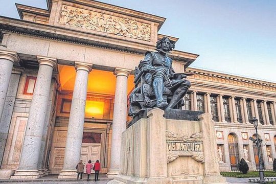 Private tour: El PRADO MUSEUM with a painter. With skip the lines