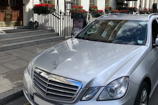 Private Chauffeured Vehicle In London