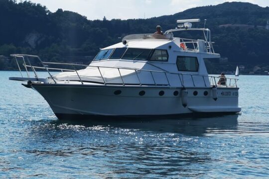 4 Hours Private Yacht Tour in the Borromean Islands