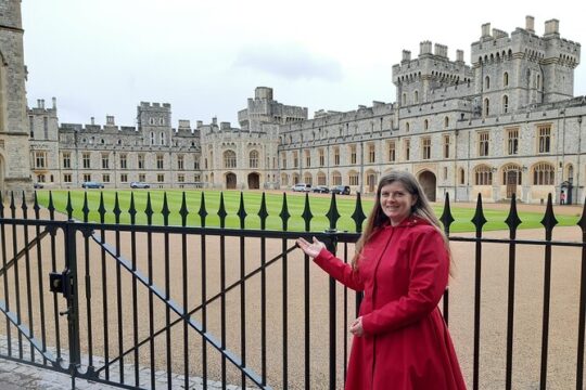 Windsor Castle Private Walking Tour with Accredited Expert Guide