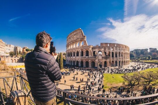 Timed-Entry: Colosseum, Roman Forum and Palatine Hill Tour
