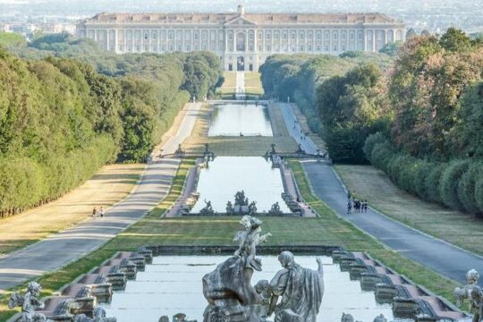 Private Day trip from Rome to Pompeii and Royal Palace of Caserta