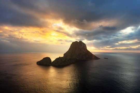 Private Guided Walking Tour - Es Vedra Sunset