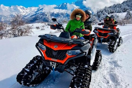 1 Hour Snowmobile Tour in Formigal and Panticosa