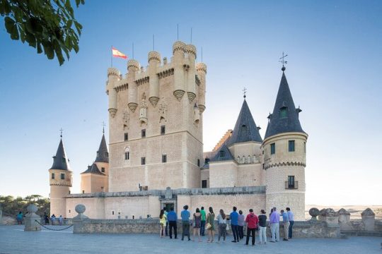 Half-Day Private Tour in Segovia with Attractions from Madrid