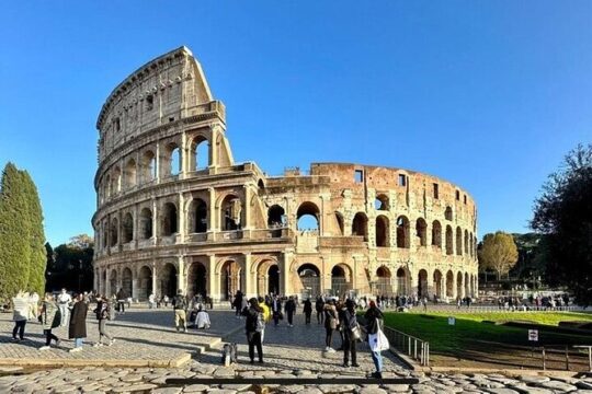 Rome: Colosseum Entry Experience with Roman Forum and Palatine