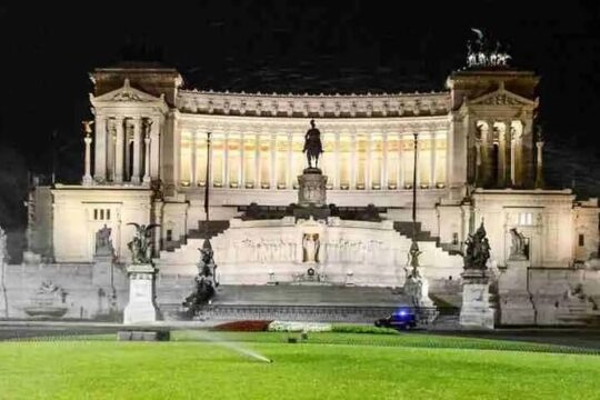 Rome Evening Tour with Private Driver and guide with Dinner