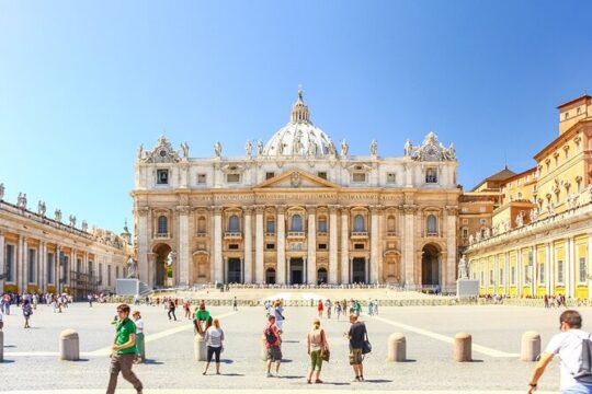 Skip-the-Line Ticket: Sistine Chapel and Vatican Museums in Rome