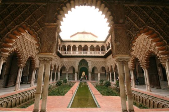 Seville Alcazar, Cathedral and Giralda Skip-The-Line Guided Tour