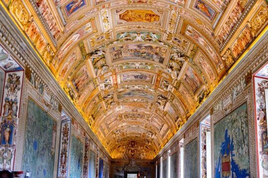 skip the line tour Vatican Museum +Sistine Chapel with guide