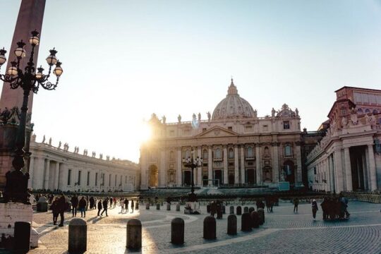 Vatican Museum, Sistine Chapel Tour w/ Ticket | Max 8 People