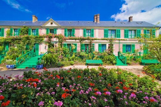 Day at Giverny Monet foundation & shopping at McArthurGlen Center