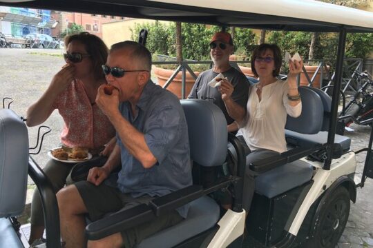 Lip Smacking Foodie Tours in golf cart