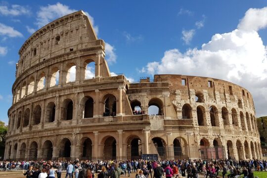 Self Guided Tour of Colosseum, Roman Forum and Palatine hill