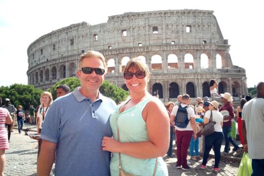 SkipTheLine SmallGroup Tour: Colosseum and Roman Forum