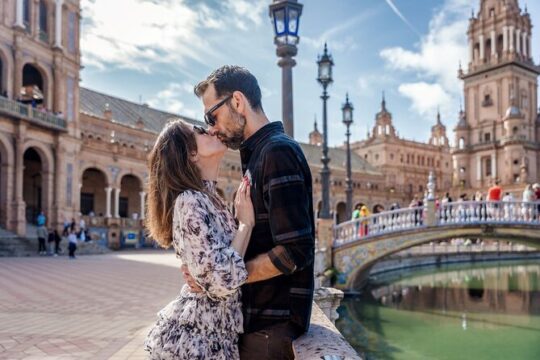 Make Seville unforgettable: Private Photoshoot at Plaza de España