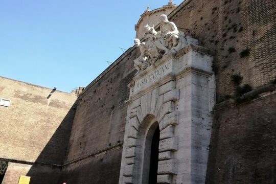 Vatican museum's, Sistine Chapel & basilica Tour without Line