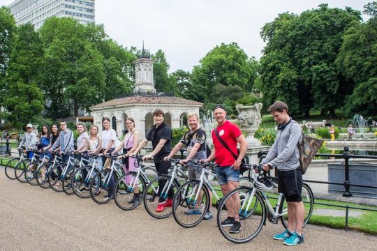 The "Big Six" of London and a Pub. 5.5 hour tour