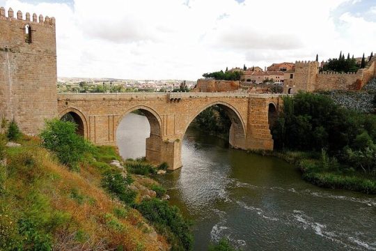 Three World Heritages Sites - Toledo, Segovia and Ávila Private Tour from Madrid