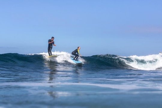 Surfing lessons in Las Americas