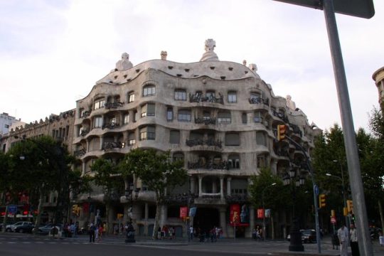 Barcelona Half-day Tour With Local Driver-guide